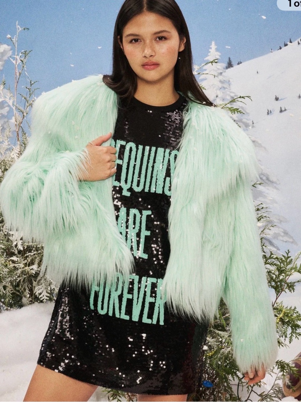 Taylor Swift Sequins Faux Fur Mint Green coat HOT | Size XL/2XL | NIB
